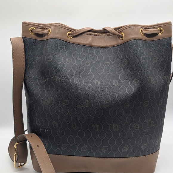 Dior Monogram Oblique Trotter Drawstring Bucket Bag with Matching Pouch - Picture 4 of 16